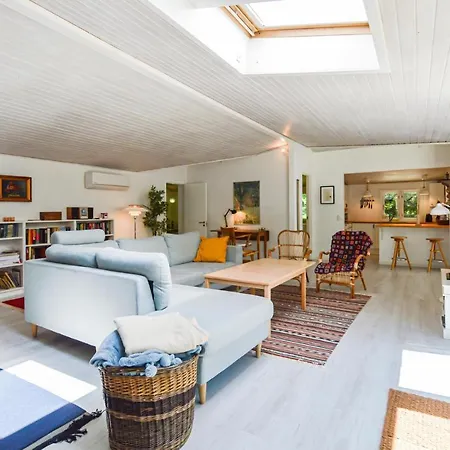 Holiday home 4 Bedroom Gorgeous In Vig