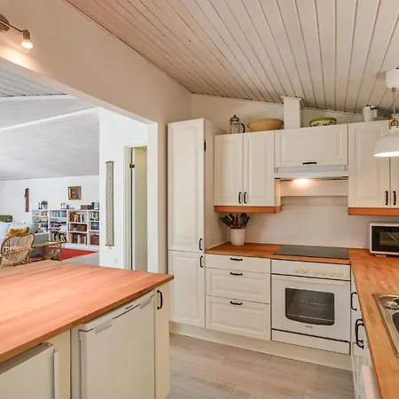 4 Bedroom Gorgeous In * Vig