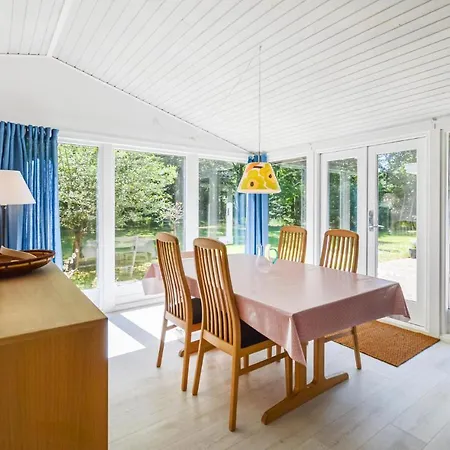 4 Bedroom Gorgeous In *