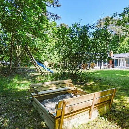 4 Bedroom Gorgeous In Holiday home Vig