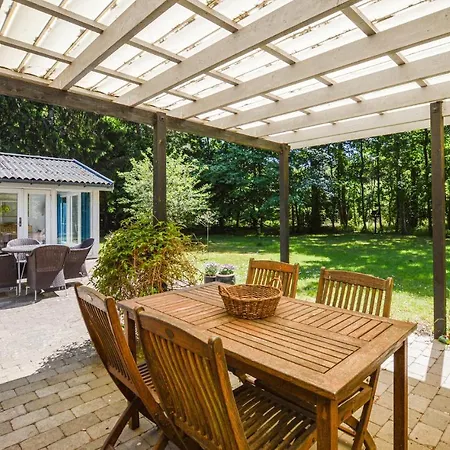 Holiday home 4 Bedroom Gorgeous In *