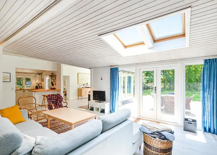 4 Bedroom Gorgeous In Ferienhaus Vig