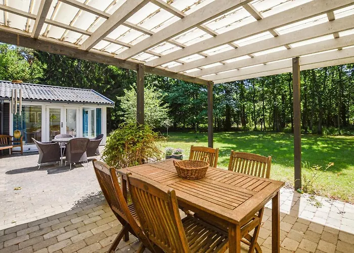 Ferienhaus 4 Bedroom Gorgeous In *